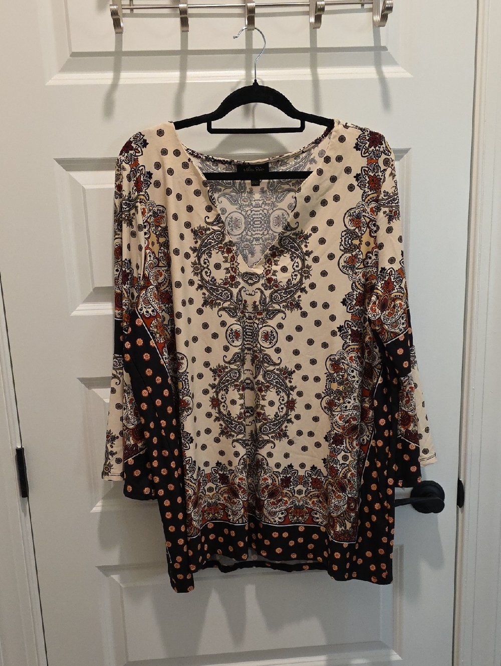 Melissa Paige Boho Cream and Black Paisley Bell Flare Sleeve V-Neck Tunic 2X 2XL